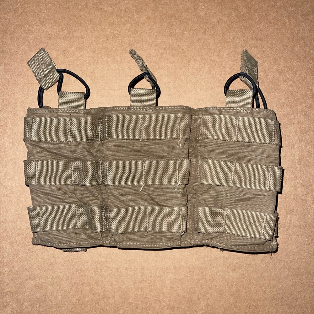TAG MOLLE Shingle 3-Mag Pouch (Coyote Brown)